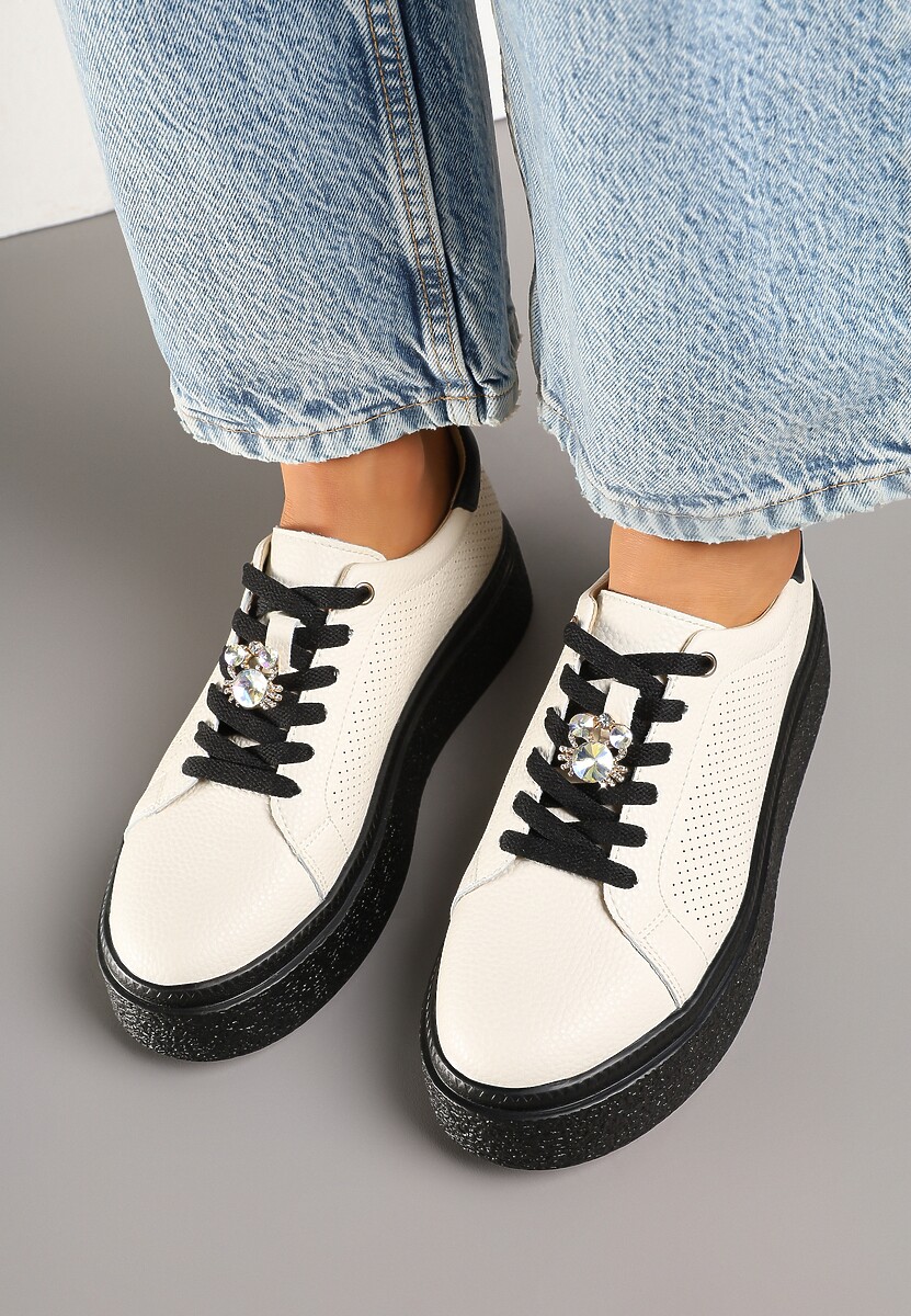 Beżowo-Czarne Skórzane Sneakersy na Platformie Ozdobione Perforacją Marival