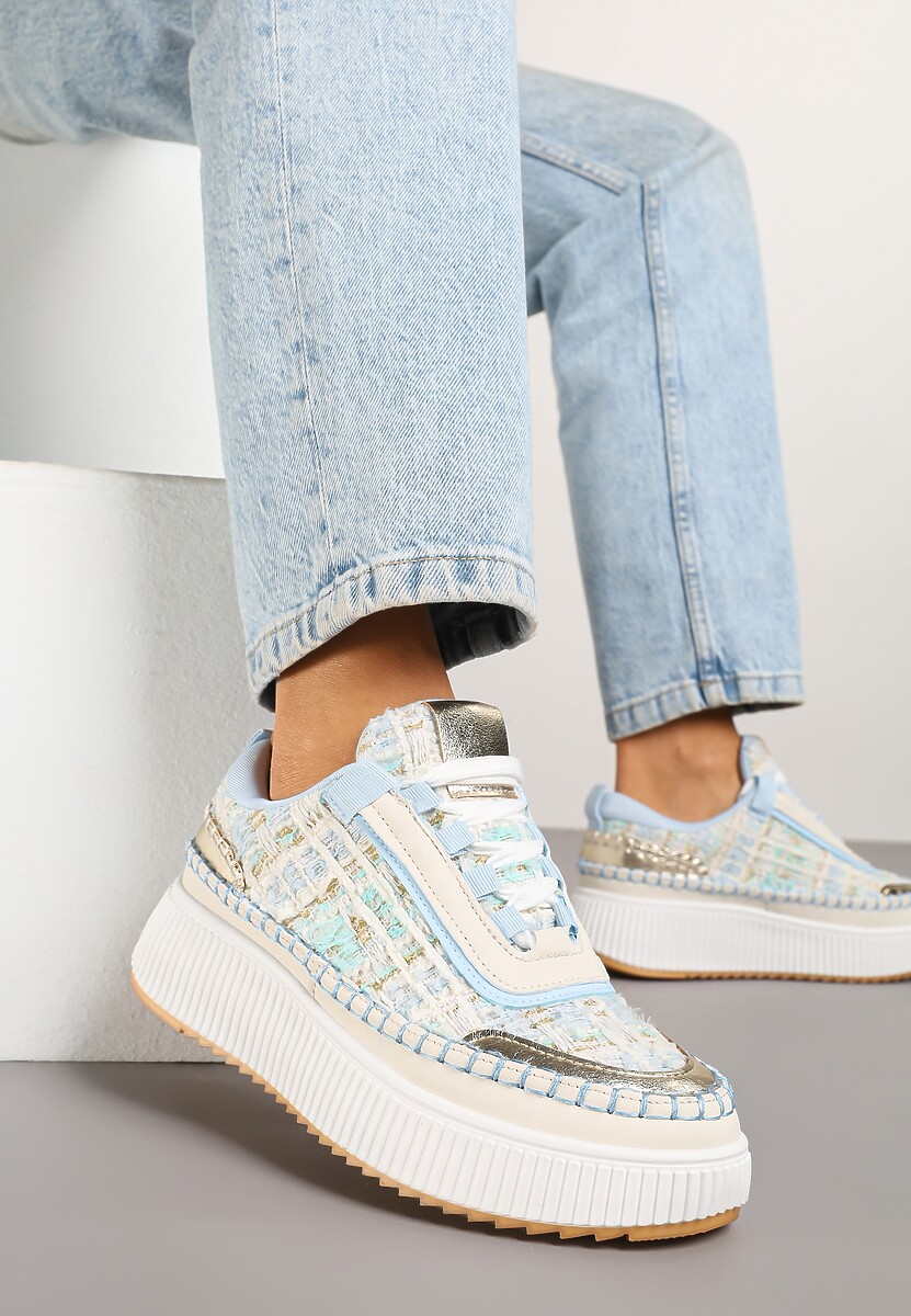 Biało-Niebieskie Sneakersy z Tweedowymi Zdobieniami i Przeszyciami na Platformie Ulandrelia