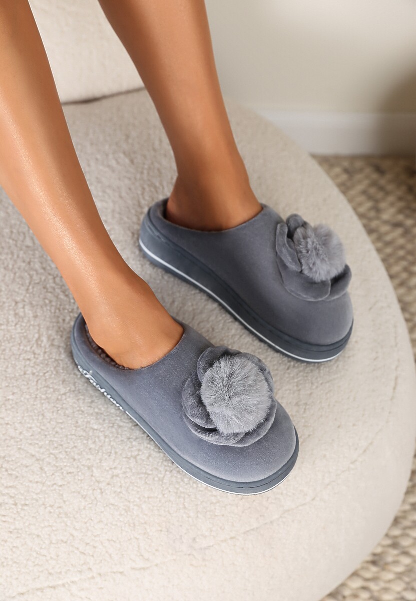 Szare Kapcie na Platformie z Pomponem Toro