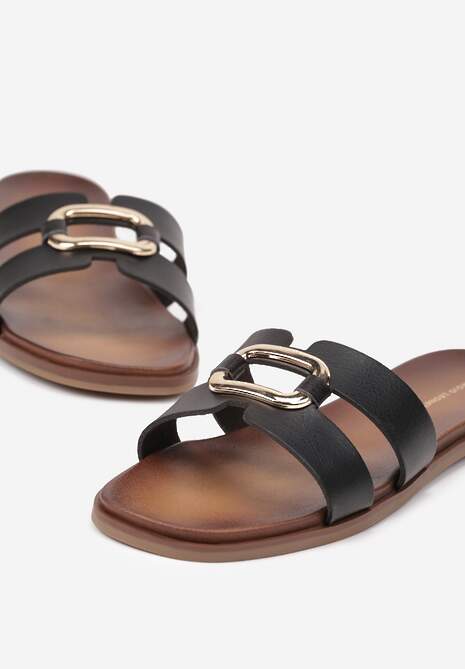 Czarne Klasyczne Klapki z Ozdobnymi Wycięciami i Metaliczną Aplikacją Nitilia