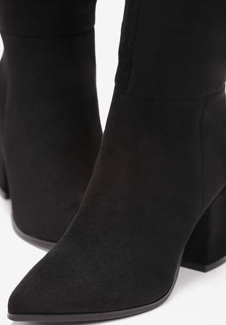 Czarne Kozaki przed Kolano na Słupku ze Szpiczastym Noskiem Karemara