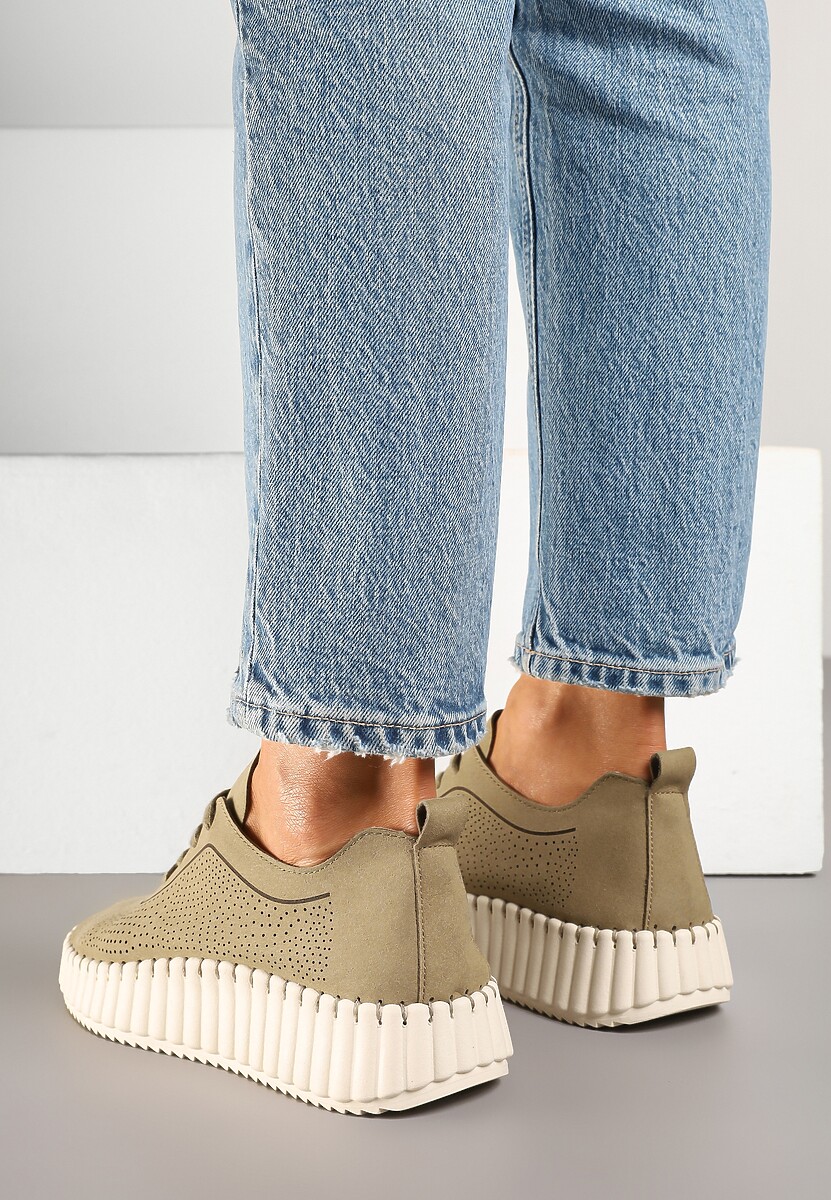 Ciemnobeżowe Sneakersy na Tłoczonej Platformie z Ażurową Cholewką Ronfira