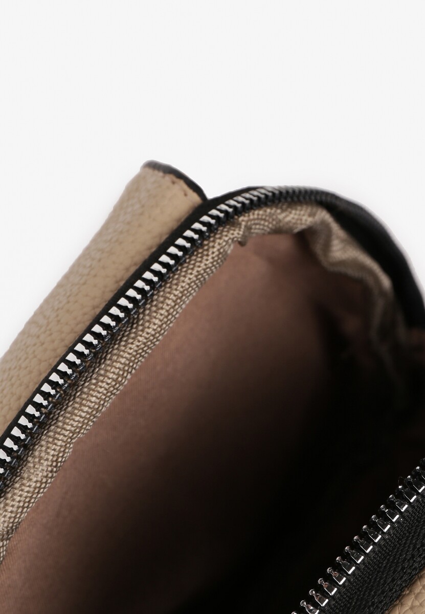 Jasnobeżowy Plecak z Dwoma Komorami Ozdobiony Klapą Nanovela