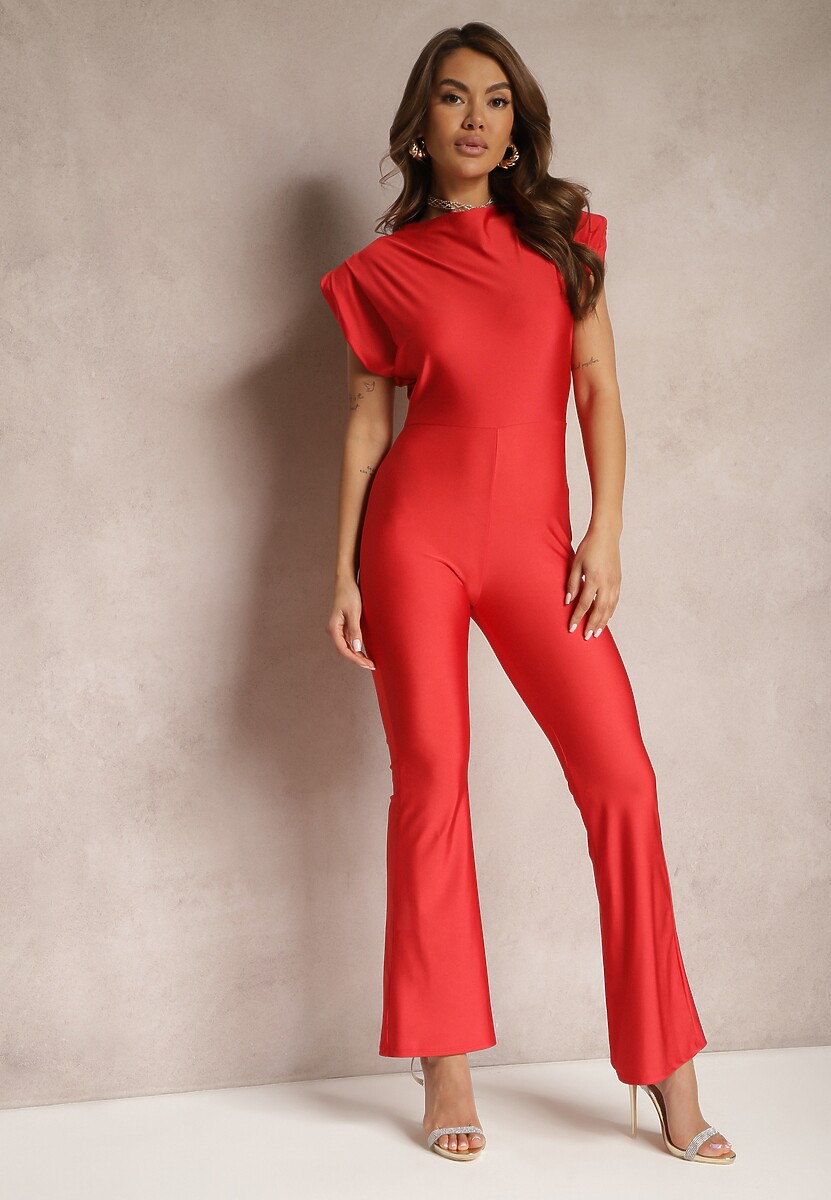 Czerwony Elegancki Kombinezon z Poduszkami w Ramionach i Rozszerzonymi Nogawkami Demilli