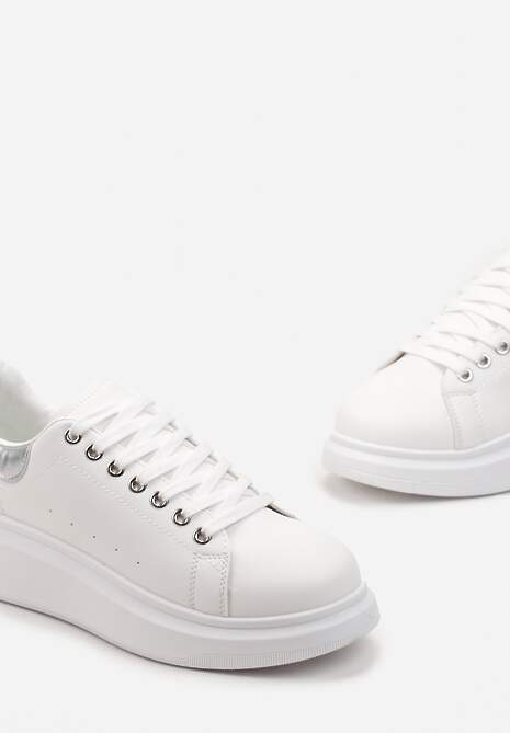 Biało-Srebrne Sneakersy na Platformie z Metaliczną Wstawką Sissis