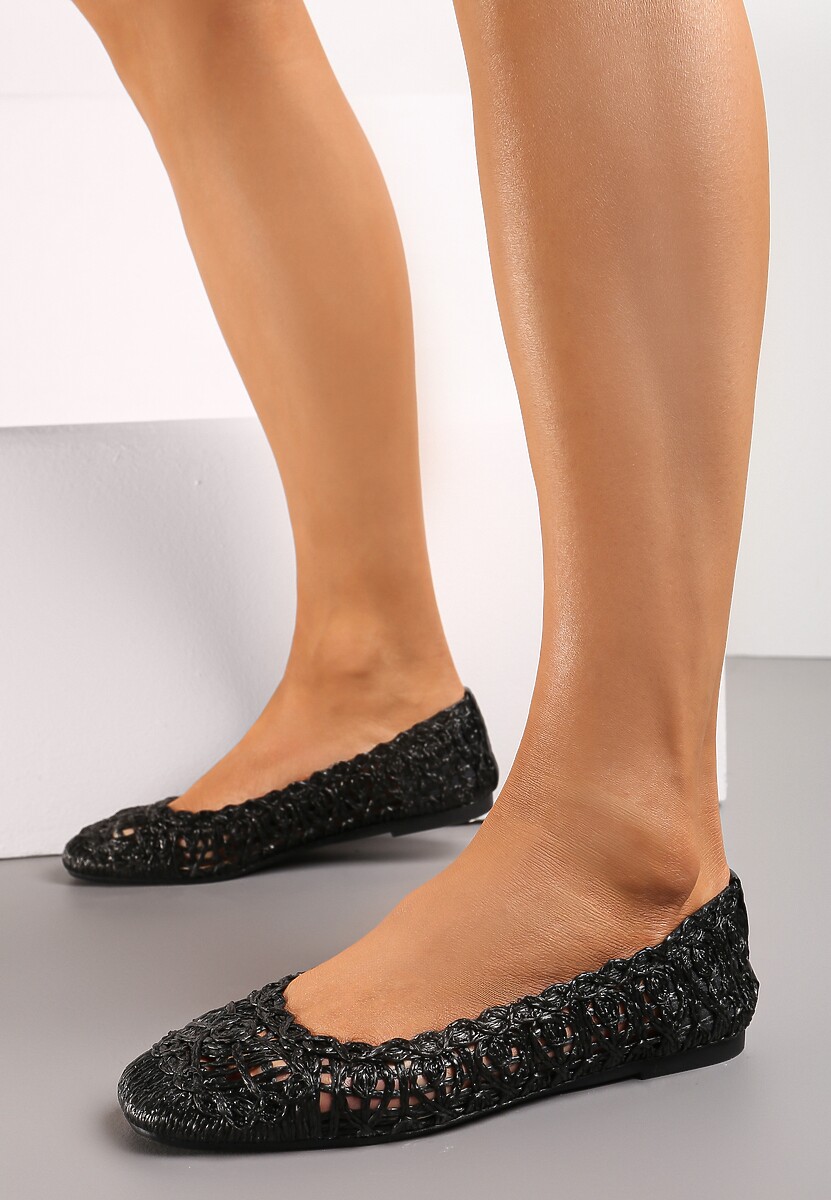 Czarne Balerinki na Płaskiej Podeszwie z Ażurowym Wzorem z Plecionki Erolani