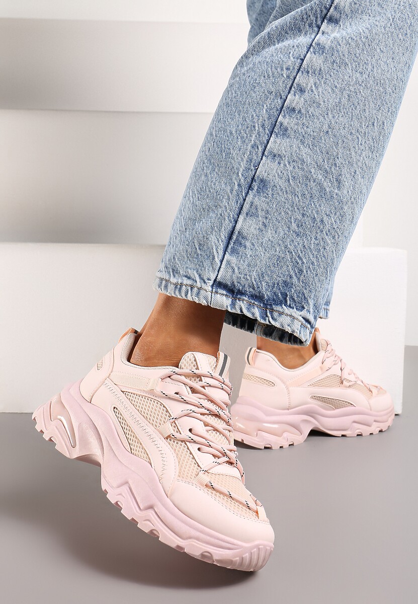 Różowe Sneakersy na Masywnej Podeszwie z Siateczkowym Wstawkami i Ozdobnymi Sznurówkami Ollavia