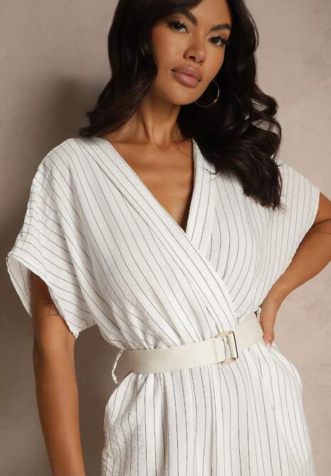 Biały Kopertowy Kombinezon z Nietoperzowymi Rękawami i Paskiem Tollamira