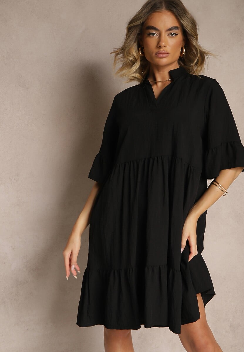 Czarna Rozkloszowana Sukienka z Wiskozą i Falbanami Eviranna