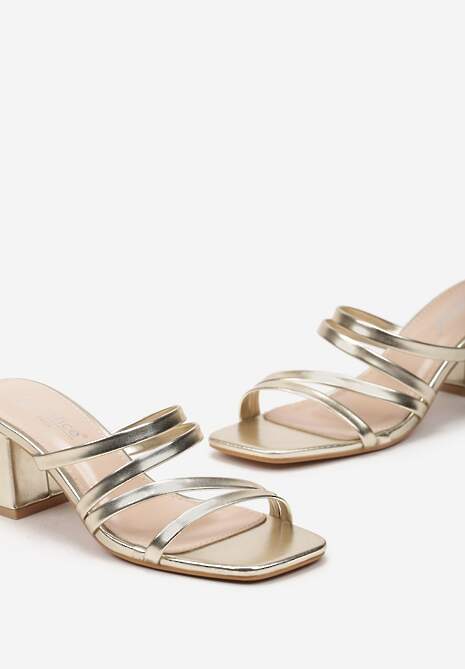 Złote Klapki na Obcasie z Noskiem w Kwadrat Ondrina