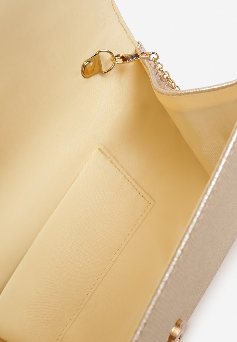 Złota Torebka Kopertówka z Łańcuszkiem Zdobiona Aplikacją Idarosea