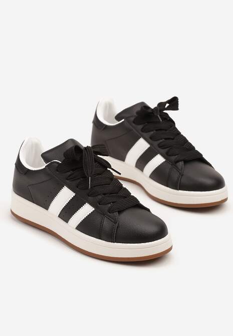 Czarne Sneakersy w Stylu Kultowych Tenisówek z Ozdobnymi Paskami Marazea