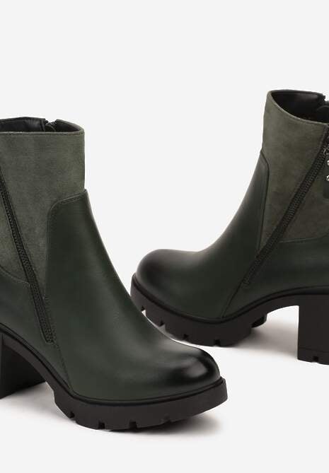 Zielone Botki na Słupku i Platformie z Tłoczeniem Ozdobione Asymetrycznym Suwakiem Vivizia