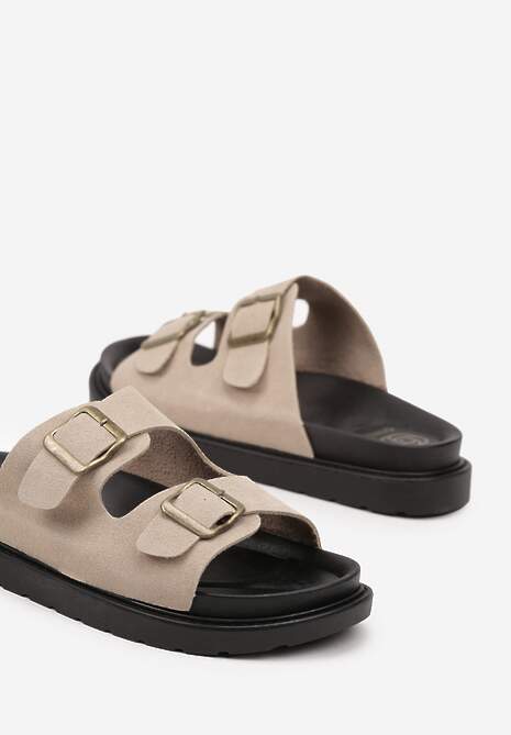 Ciemnobeżowe Klapki w Casualowym Stylu ze Sprzączkami Cinea