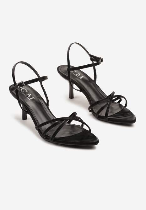Czarne Sandały na Niskim Obcasie z Drobnymi Paseczkami Setarina