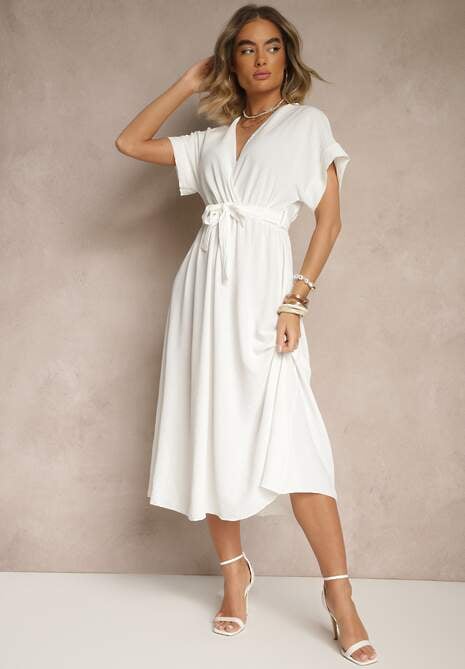 Biała Rozkloszowana Sukienka z Gumką w Talii i Wiązaniem Sepenira