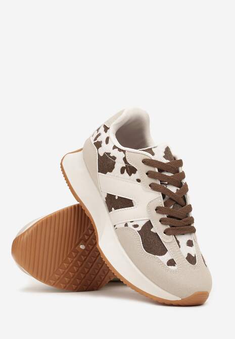 Beżowo-Brązowe Sneakersy na Płaskiej Podeszwie z Geometryczną Wstawką i Wzorem w Krowie Łaty Sewla