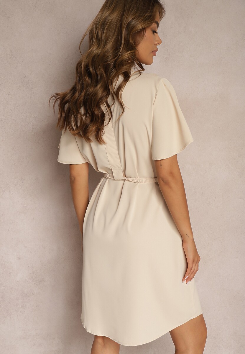 Beżowa Trapezowa Sukienka z Dekoltem Zapinanym na Guziki i Materiałowym Paskiem w Talii Vikiiraes