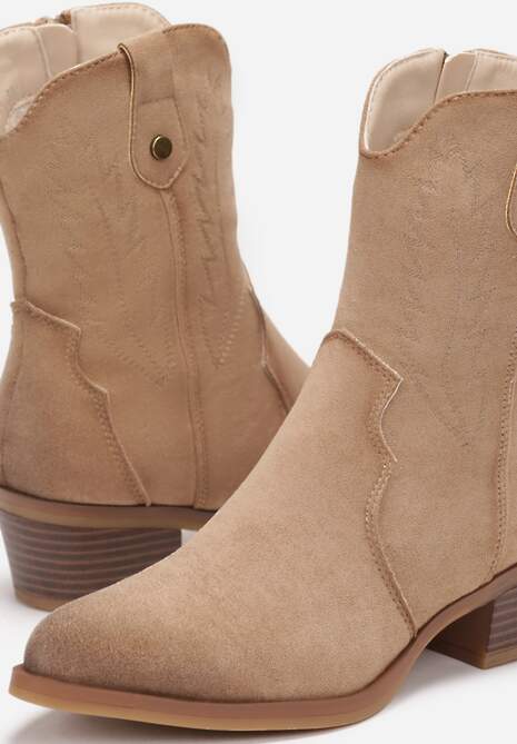 Beżowe Botki Kowbojki z Delikatnym Haftem Pionne