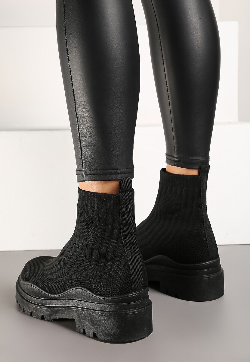 Czarne Botki z Elastyczną Cholewką Ganeon