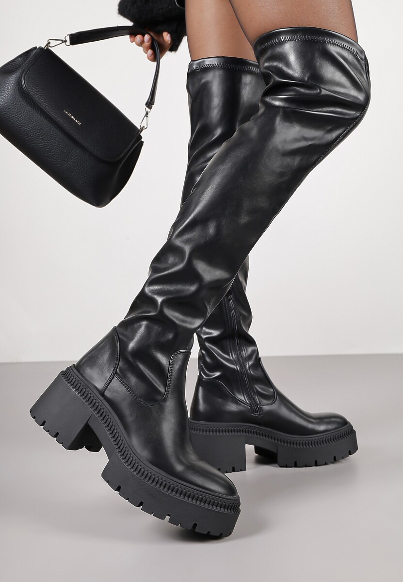 Czarne Kozaki Vices w Stylu Grunge z Wysoką Przylegającą Cholewką Gillie