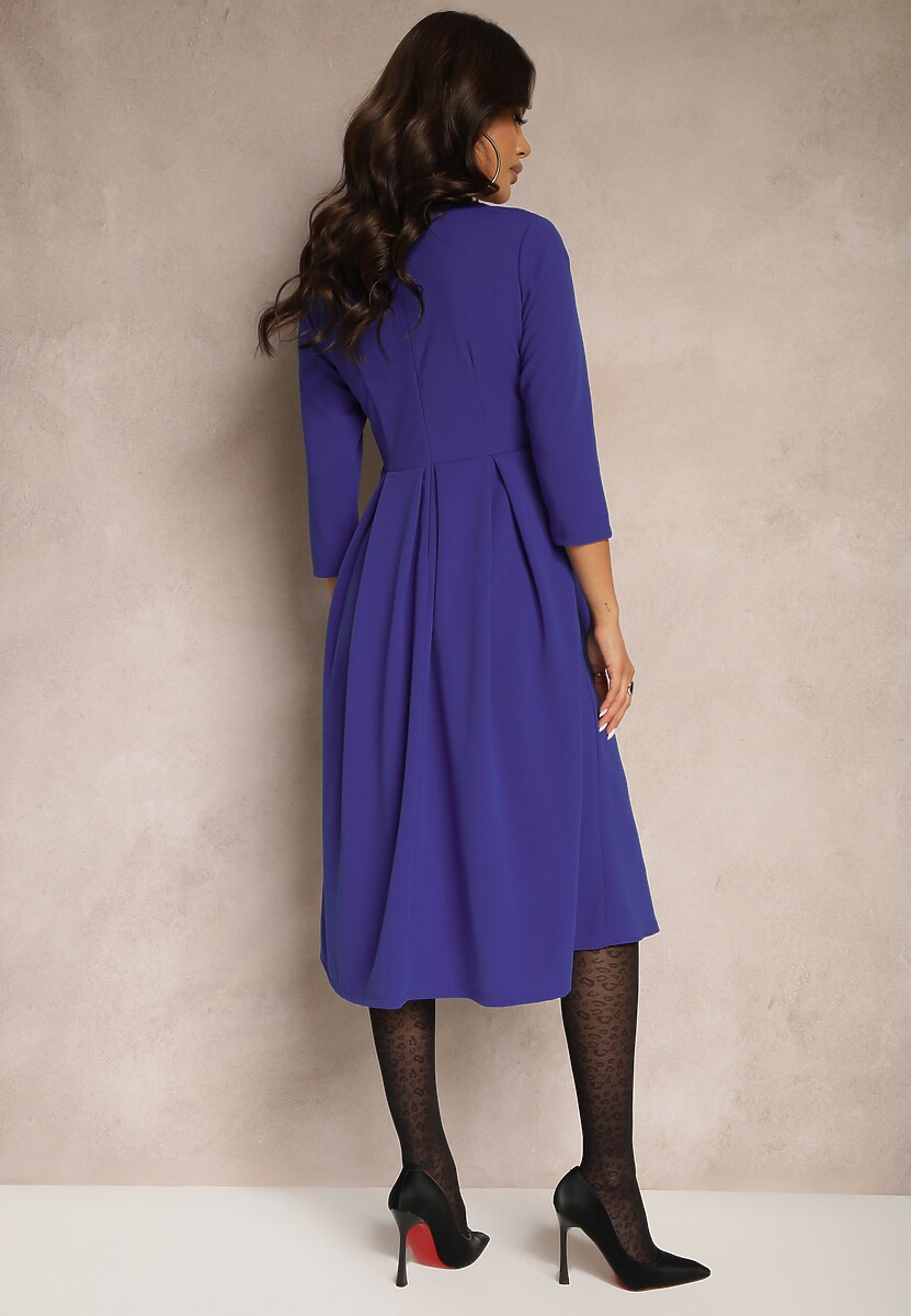 Fioletowa Sukienka o Rozkloszowanym Kroju z Rękawem Długości 3/4 Nomini