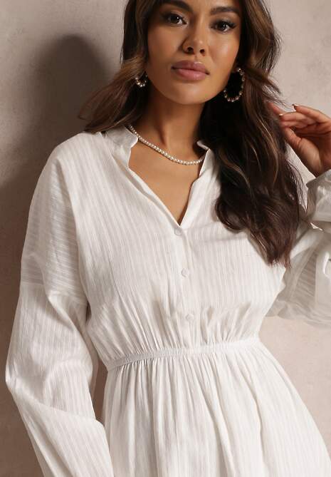 Biała Sukienka z Gumką w Pasie i Falbanką  Amee