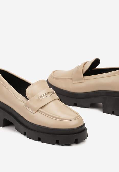 Beżowe Mokasyny na Platformie Wykończone Ozdobnym Paskiem Navlda