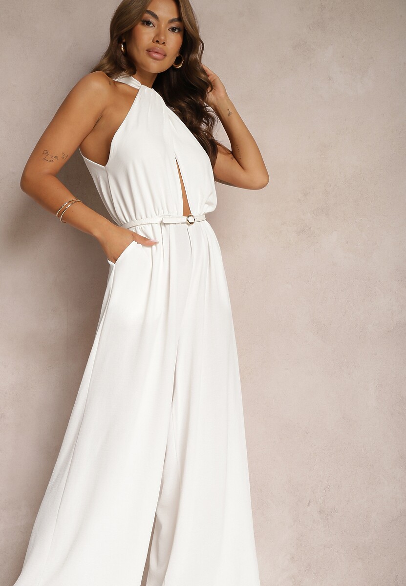 Biały Taliowany Kombinezon ze Ściągaczem w Talii i Wiązaniem przy Szyi Rivasiris