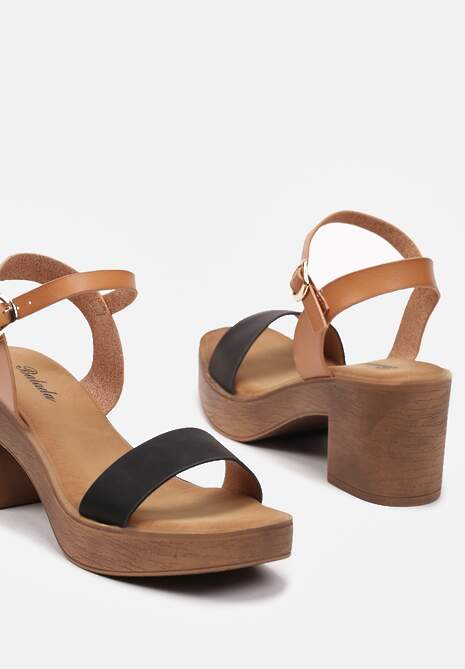 Czarne Sandały na Klocku z Imitacji Drewna Zapinane wokół Kostki Effique