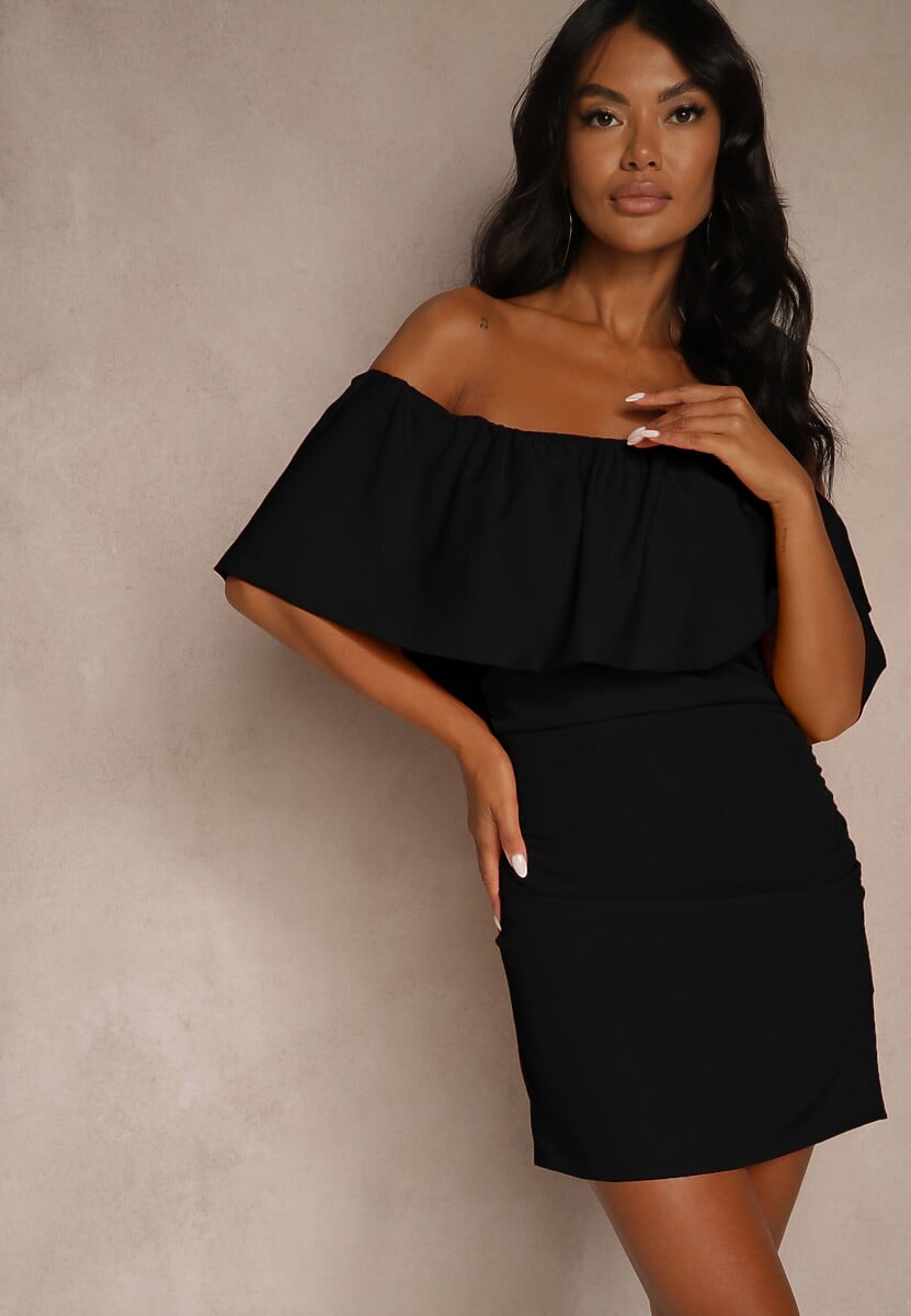 Czarna Koktajlowa Sukienka Vices z Hiszpańskim Dekoltem Penare