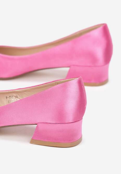 Fuksjowe Czółenka na Niskim Obcasie ze Szpiczastym Noskiem i Metalowym Motylem z Cyrkoniami Zeneta