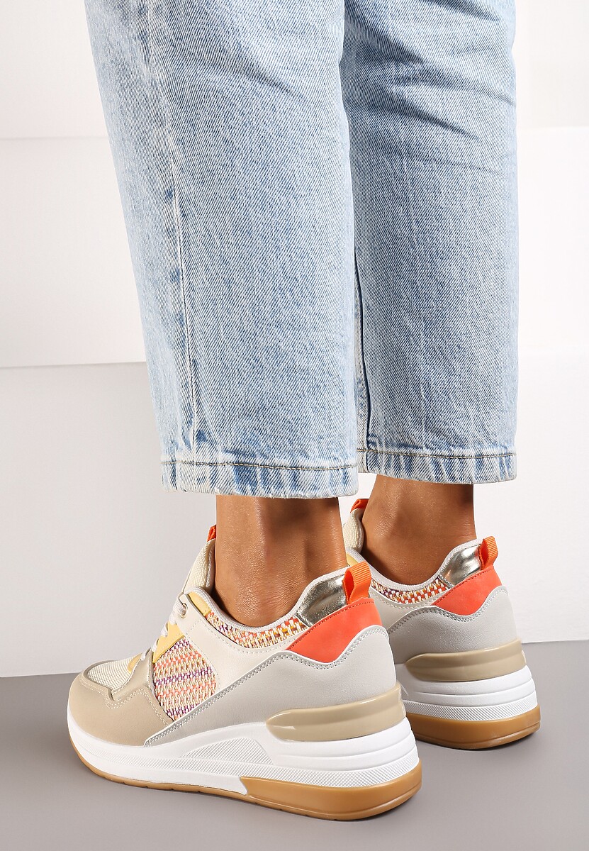 Beżowo-Pomarańczowe Sneakersy z Niskim Koturnem i Ozdobnymi Wstawkami Ysabeltia