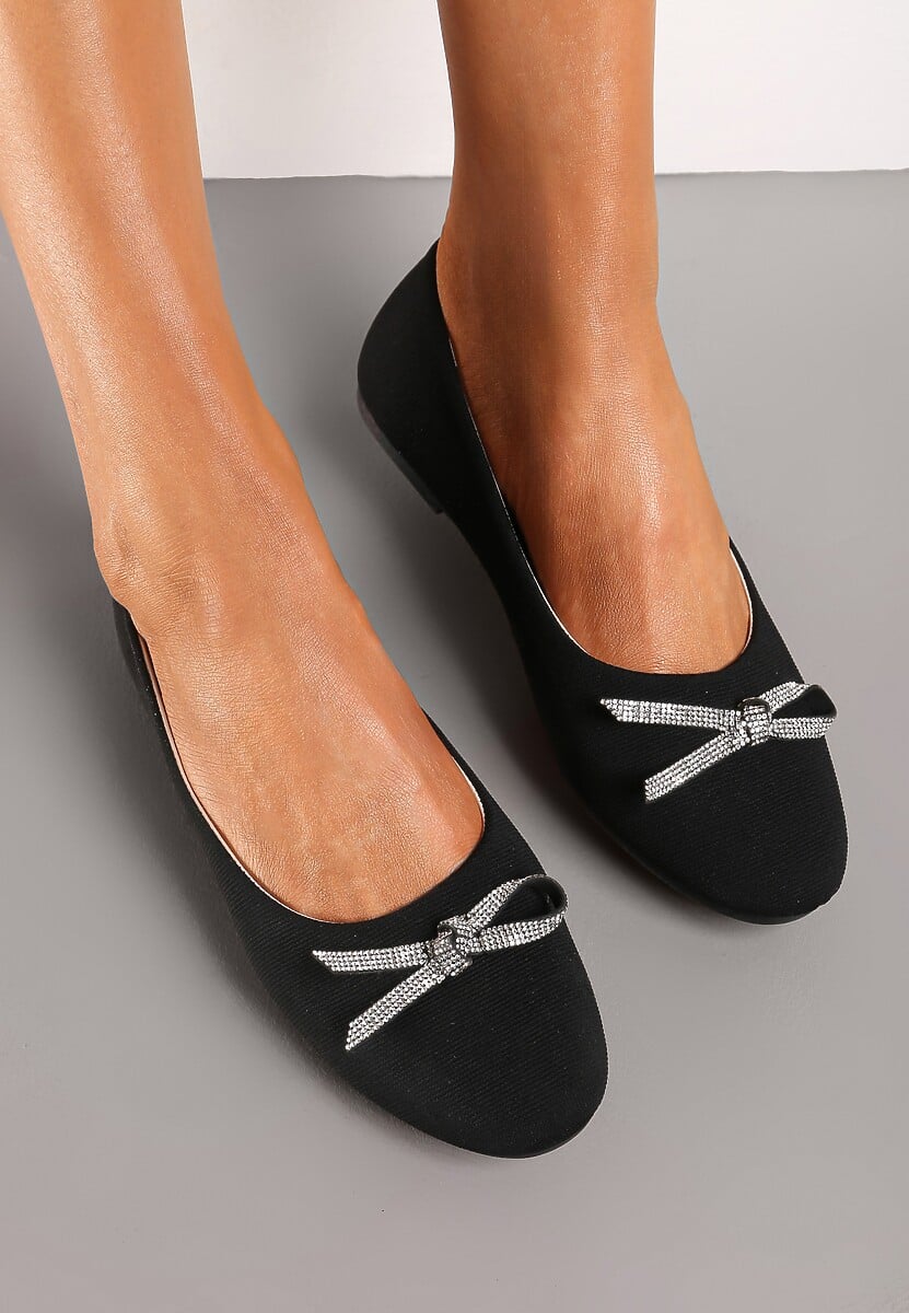 Beżowe Wsuwane Balerinki na Płaskiej Podeszwie Ozdobione Kokardką i Cyrkoniami Pimenna
