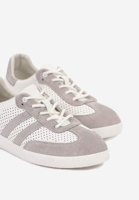 Szaro-Białe Sznurowane Skórzane Sneakersy na Płaskiej Podeszwie z Paskami i Perforacją Enelis