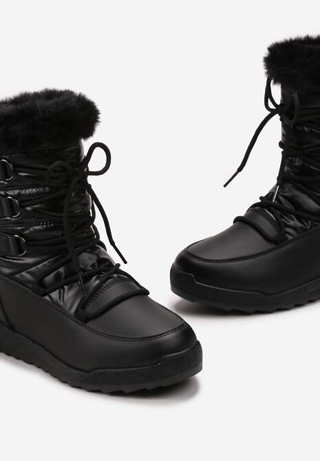 Czarne Sznurowane Śniegowce z Ozdobnym Futerkiem Betmiga