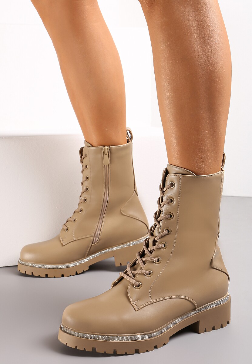 Ciemnobeżowe Botki Workery ze Sznurowaniem i Ozdobnym Paskiem Cyrkonii na Płaskiej Podeszwie Mikiea