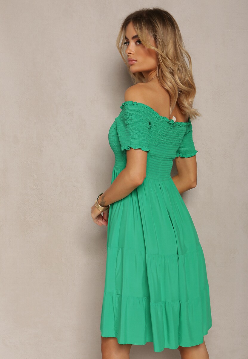 Zielona Letnia Sukienka z Bawełny o Fasonie Hiszpanki z Rozkloszowanymi Falbanami Lorania