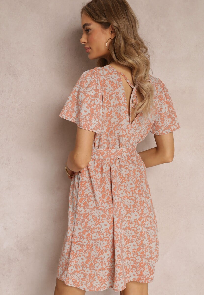 Pomarańczowa Sukienka z Kopertowym Dekoltem w Kwiaty z Gumką i Paskiem w Talii Arlettie