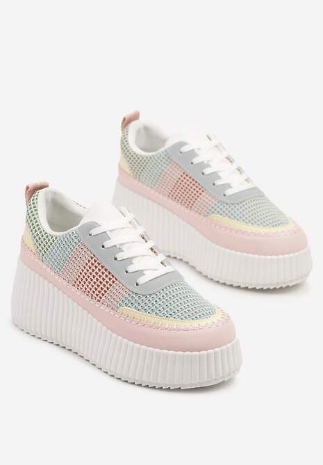 Różowo-Niebieskie Sneakersy na Tłoczonej Platformie z Ozdobnymi Przeszyciami Faloviela