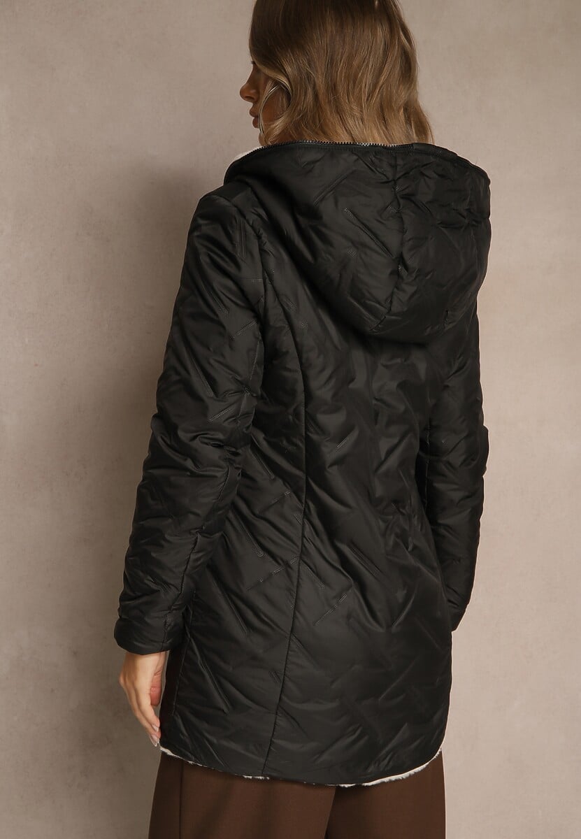 Czarno-Beżowa Dwustronna Kurtka z Kapturem Pikowanymi Przeszyciami i Futerkiem Rossalea