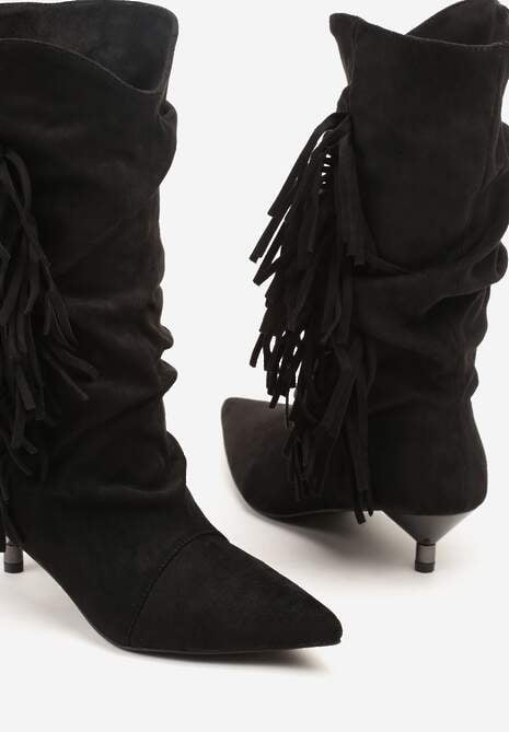 Czarne Botki na Kaczuszce Ozdobione Frędzlami i Marszczoną Cholewką Latolea