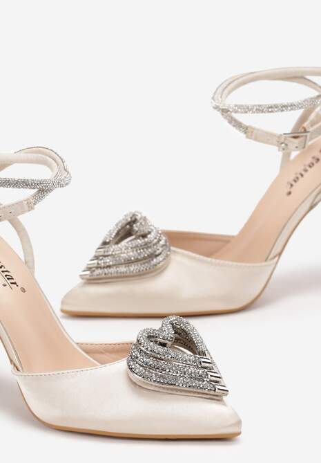 Beżowe Sandały na Szpilce z Motywem Serca z Cyrkoniami Bisrata