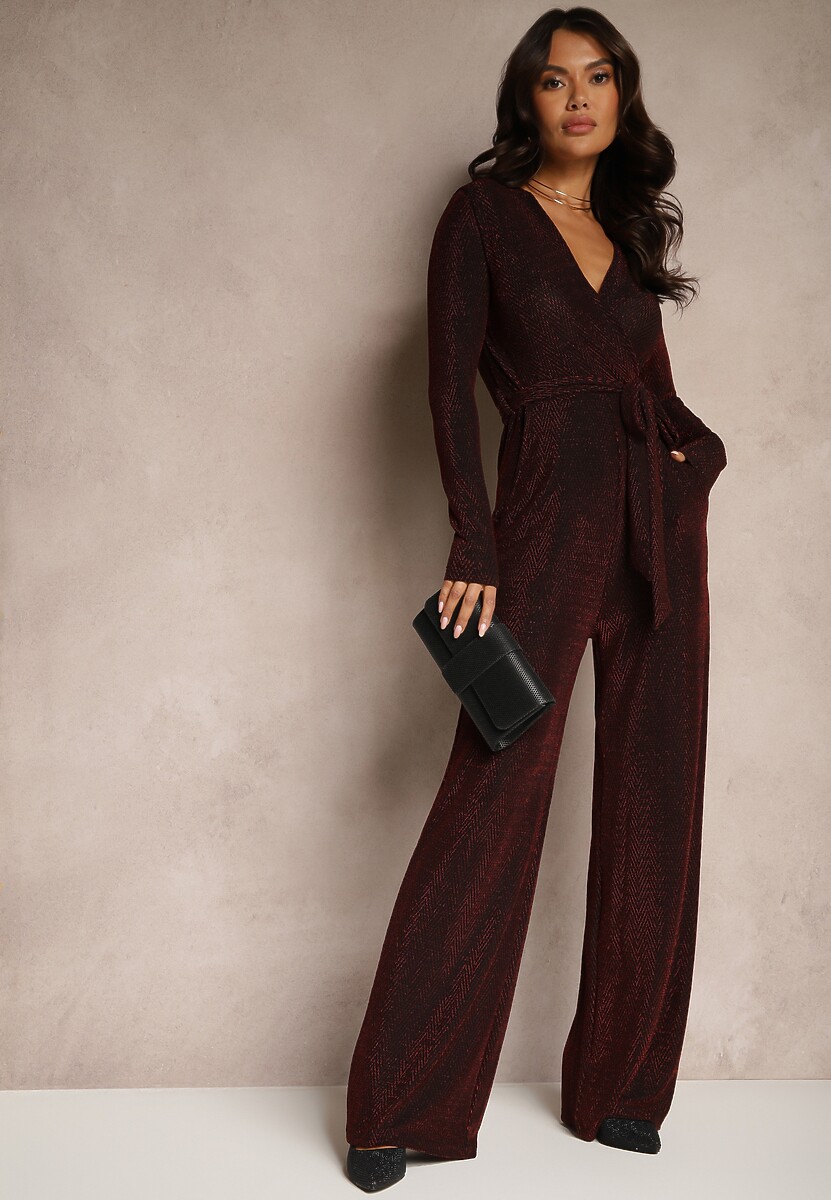 Bordowy Koktajlowy Kombinezon z Wiskozą Metaliczną Nicią i Paskiem Lilanea