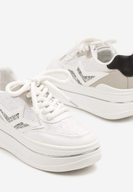 Białe Sneakersy na Platformie Ozdobione Gwiazdą Norlevi