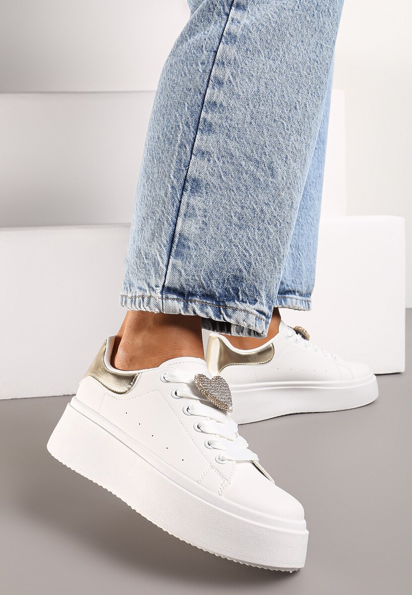 Biało-Złote Wiązane Casualowe Sneakersy na Platformie z Cyrkoniami i Metalową Aplikacją Illita