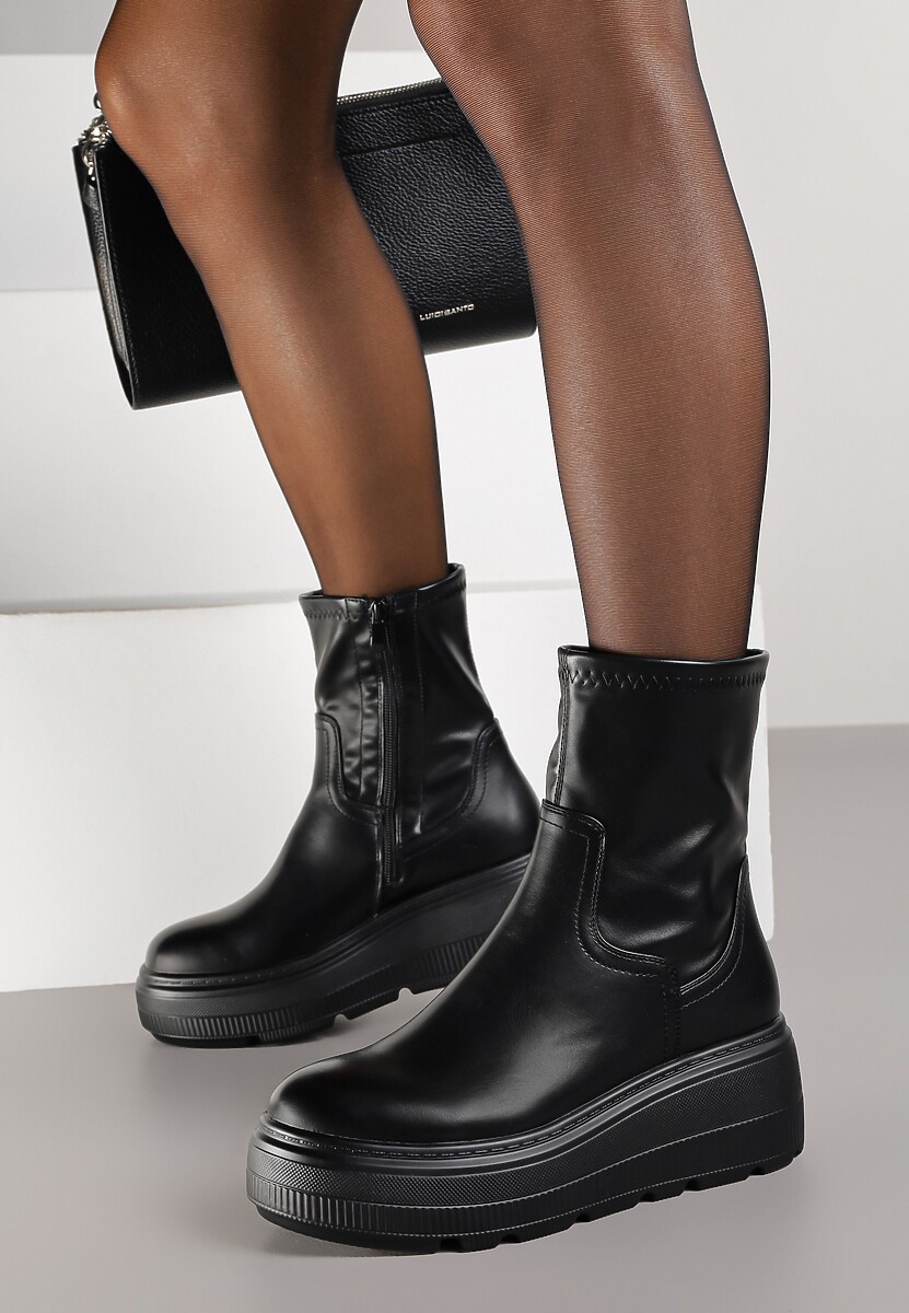 Czarne Botki na Platformie w Stylu Cyber Fisatte