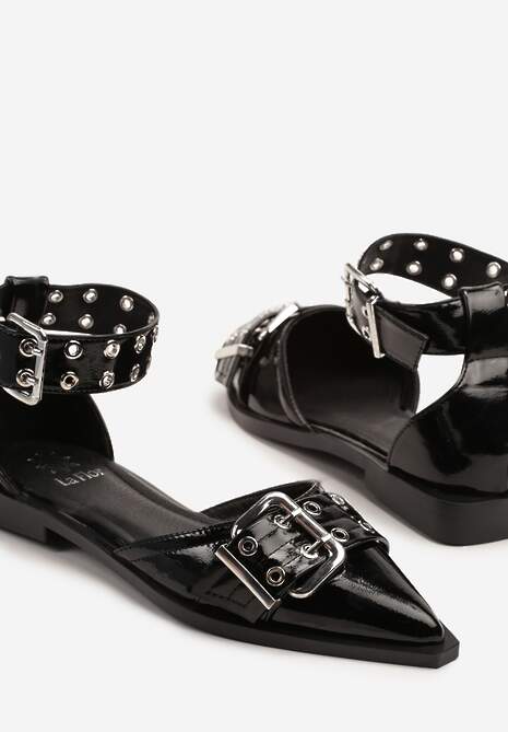 Czarne Sandały Lakierowane z Ozdobnymi Klamrami Cleia