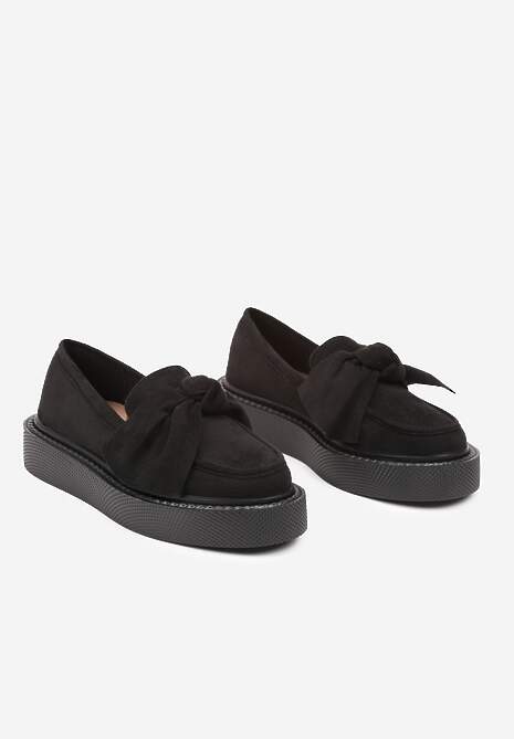 Czarne Półbuty na Platformie w Stylu Mokasynów Ozdobione Kokardą Irinetta