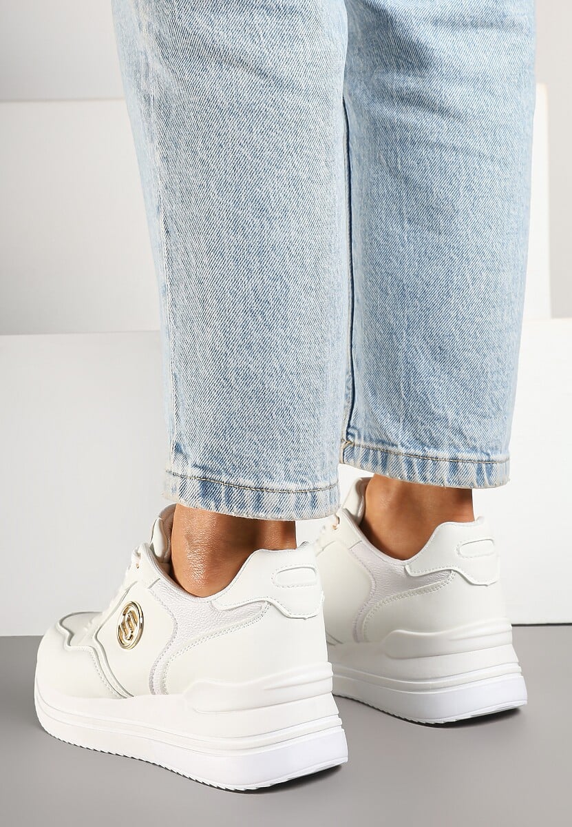 Białe Sneakersy na Platformie z Metaliczną Ozdobą Roniane